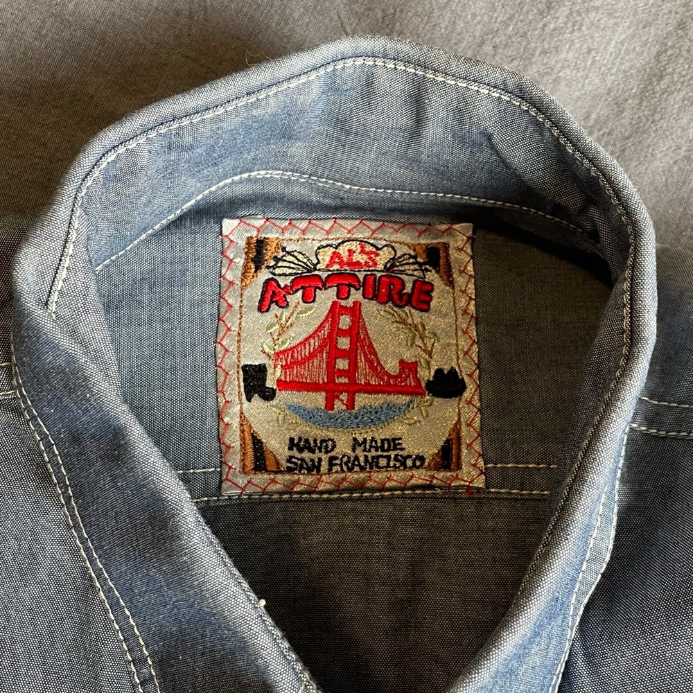 Denim short sleeve shirt